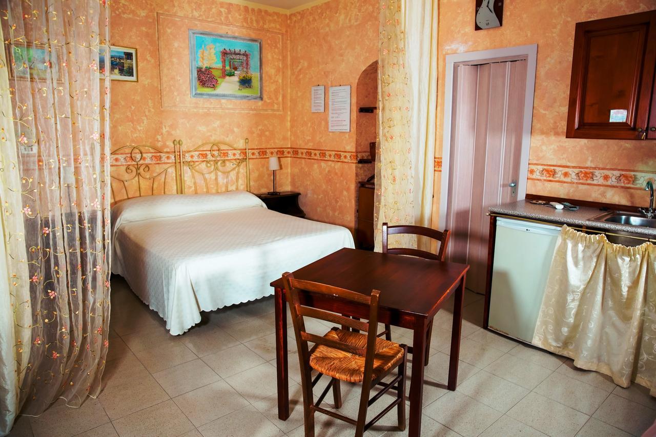 Bed & Breakfast Santa Fara バーリ エクステリア 写真