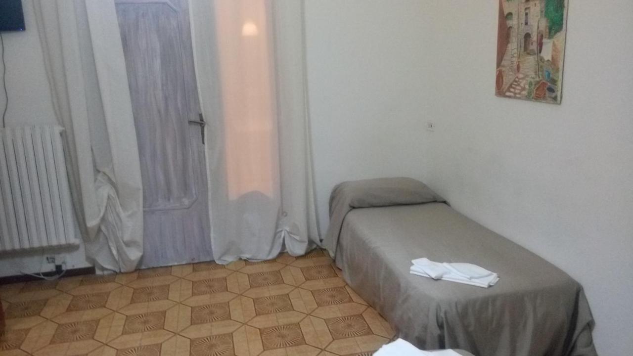 Bed & Breakfast Santa Fara バーリ エクステリア 写真