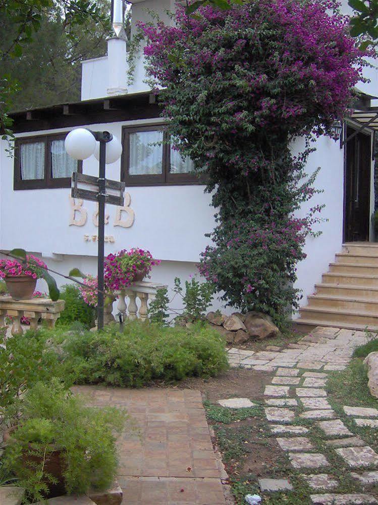 Bed & Breakfast Santa Fara バーリ エクステリア 写真